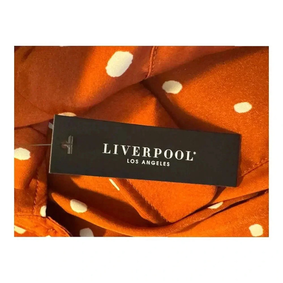 NEW Liverpool Women’s Medium Flap Pocket Button Front Woven Blouse NWT - Picture 7 of 9